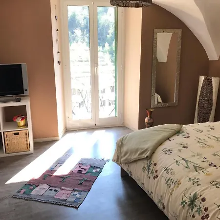 La Paramira Bed and breakfast Pigna