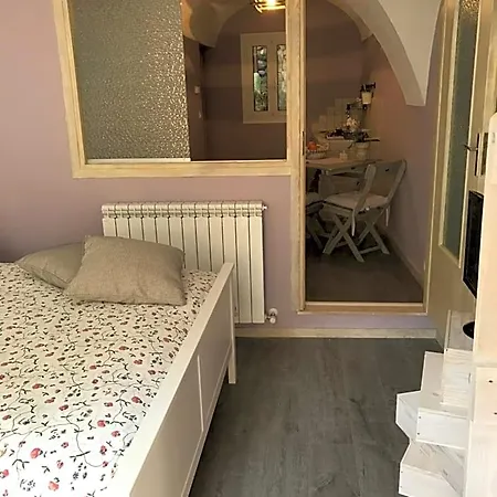 La Paramira Bed & Breakfast