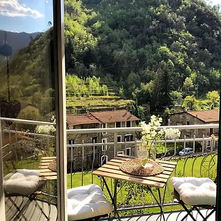 La Paramira Bed & Breakfast